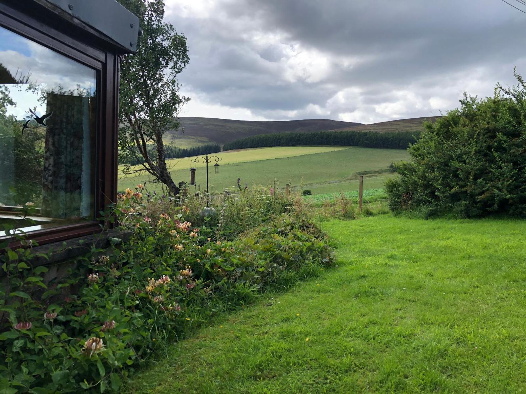 Easter Corrie Cottages Ballindalloch Buitenkant foto